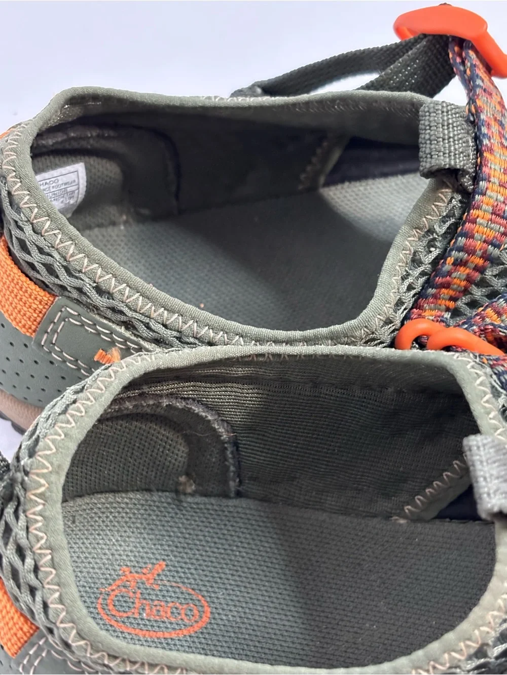Chaco Olive Green Water Shoes with Orange-Accent Multicolor Straps Sz 5 VGUC